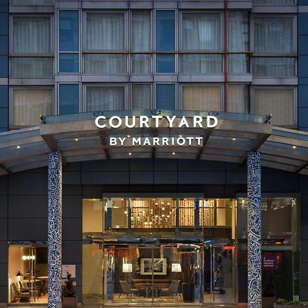 Courtyard By Marriott New York Manhattan / Soho Exterior photo