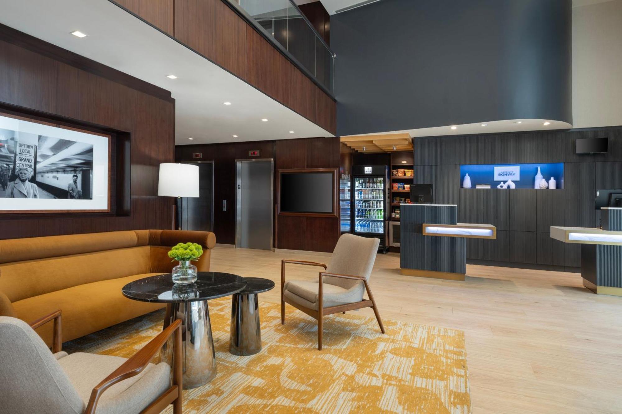 Courtyard By Marriott New York Manhattan / Soho Exterior photo